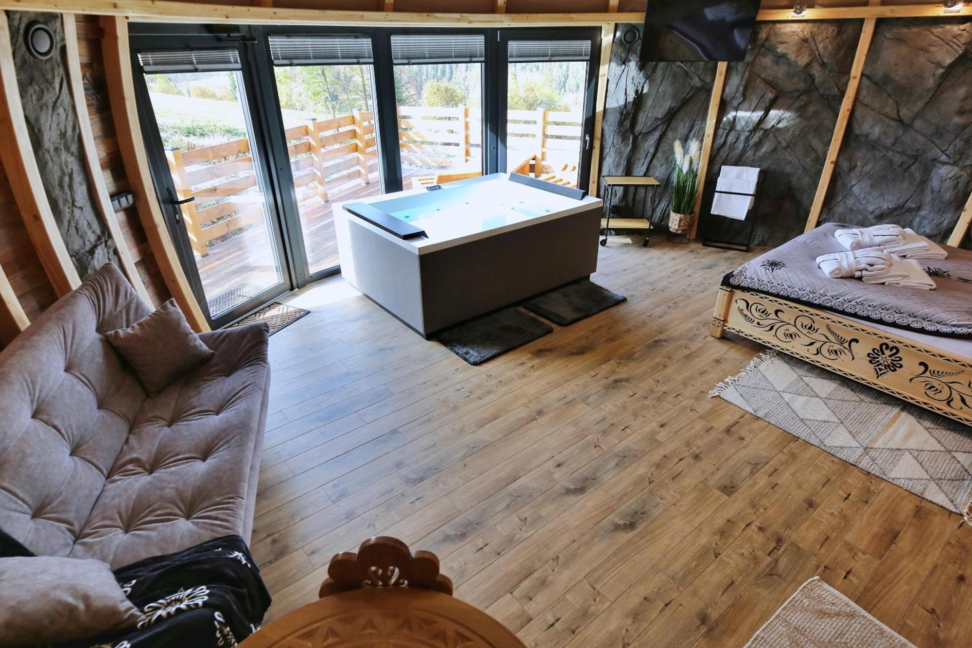 Tatry Mountain Glamp Z Jacuzzi Hotel Zakopane Ngoại thất bức ảnh