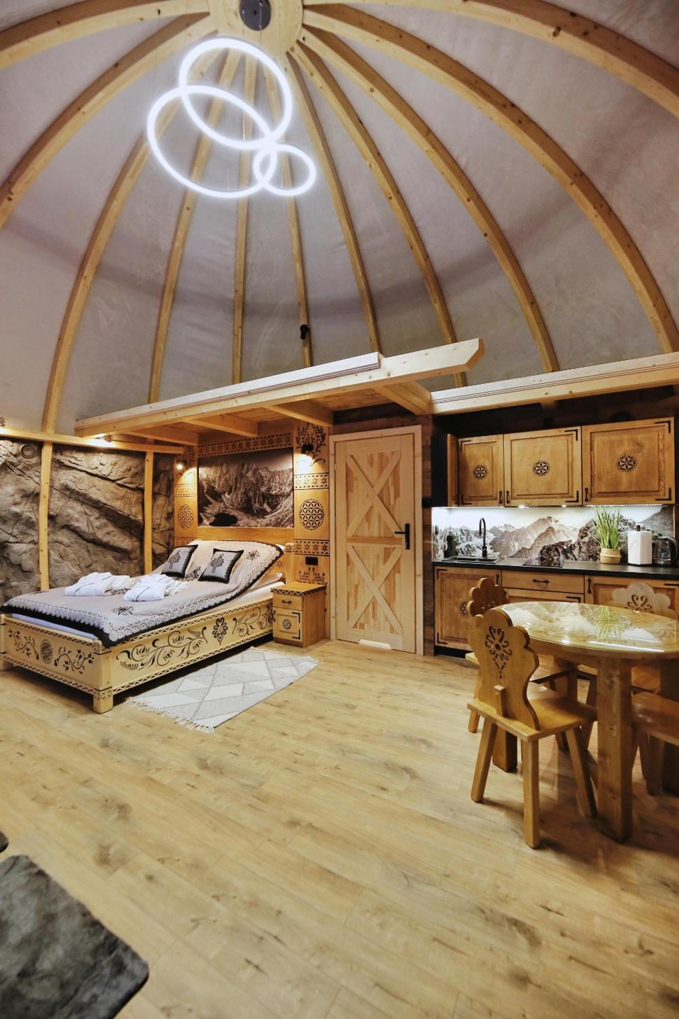 Tatry Mountain Glamp Z Jacuzzi Hotel Zakopane Ngoại thất bức ảnh