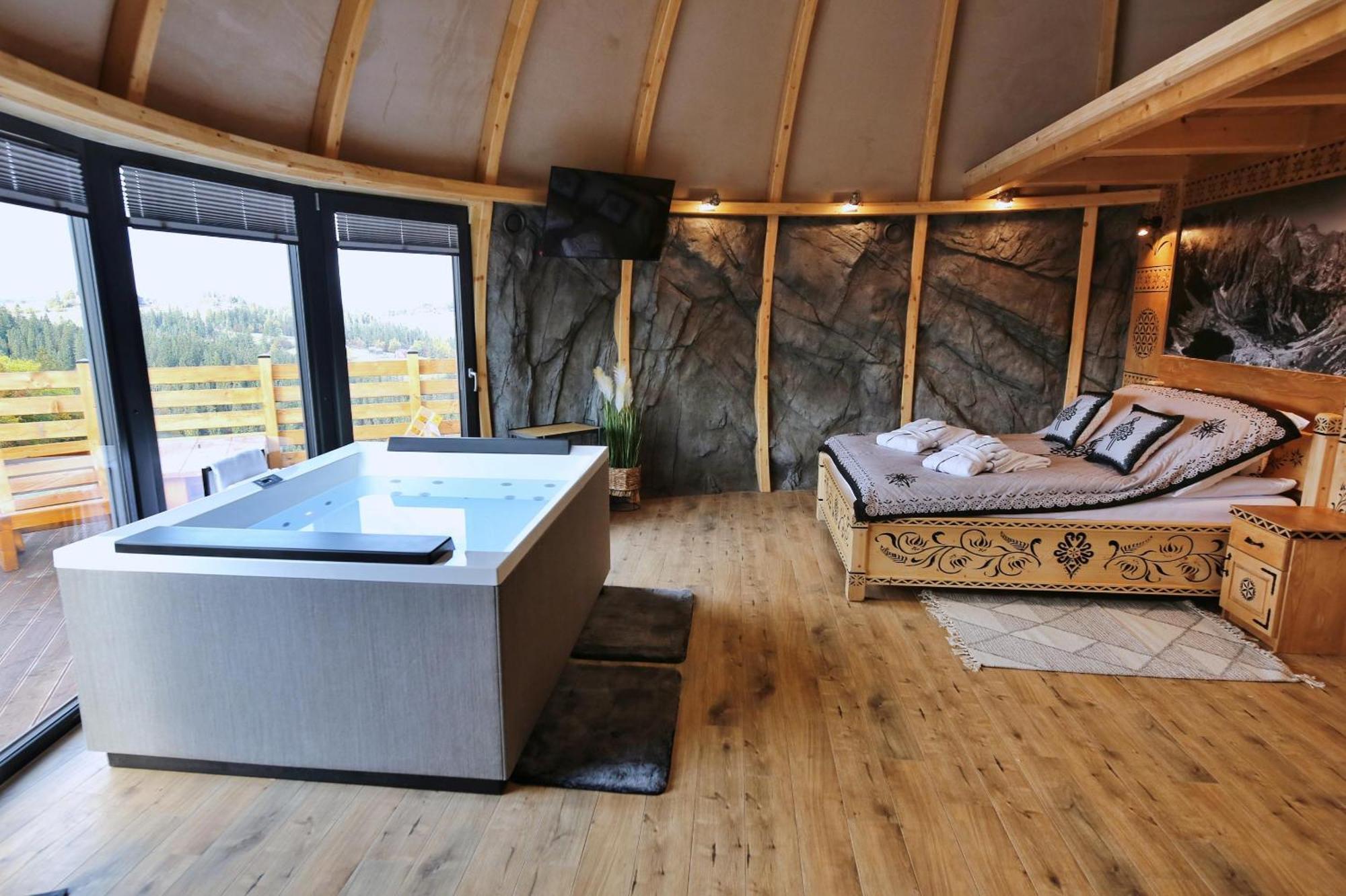 Tatry Mountain Glamp Z Jacuzzi Hotel Zakopane Ngoại thất bức ảnh