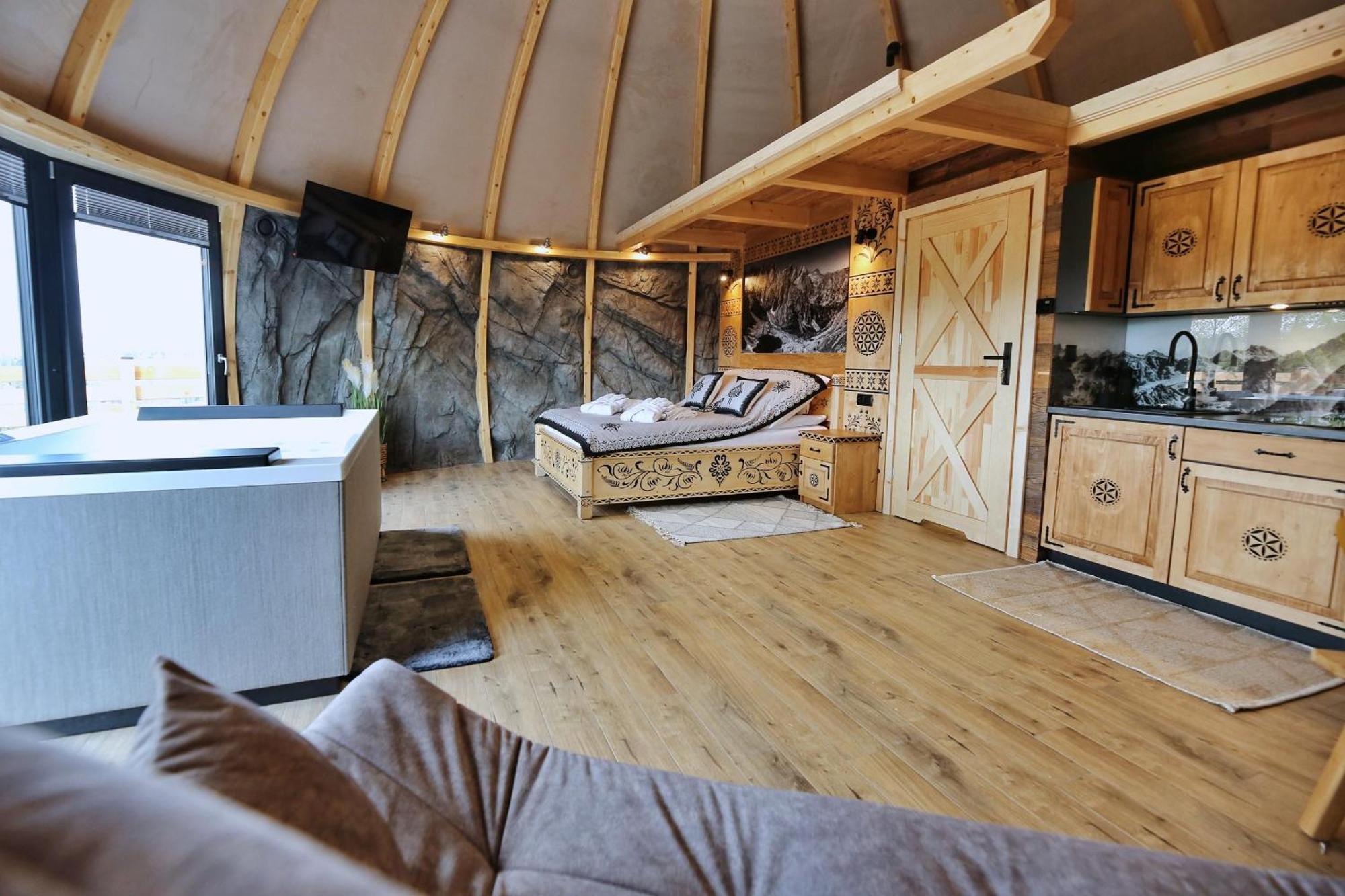 Tatry Mountain Glamp Z Jacuzzi Hotel Zakopane Ngoại thất bức ảnh
