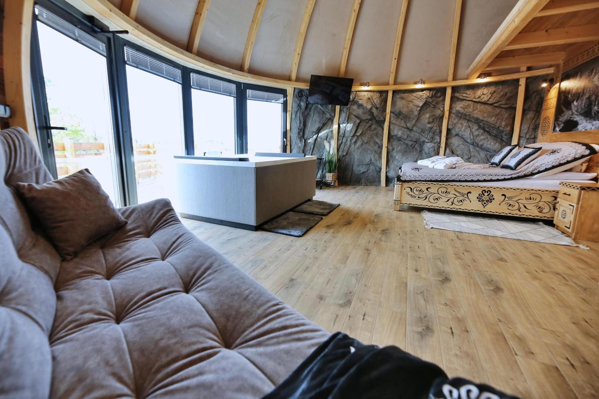 Tatry Mountain Glamp Z Jacuzzi Hotel Zakopane Ngoại thất bức ảnh