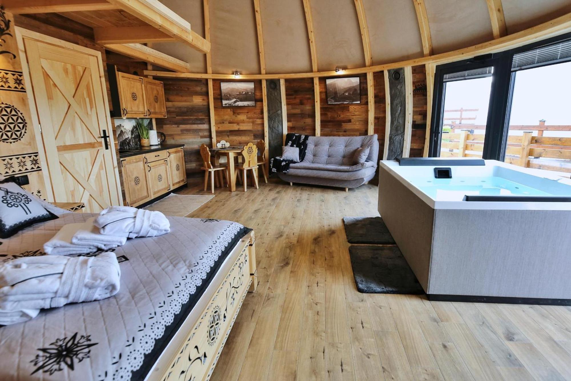 Tatry Mountain Glamp Z Jacuzzi Hotel Zakopane Ngoại thất bức ảnh