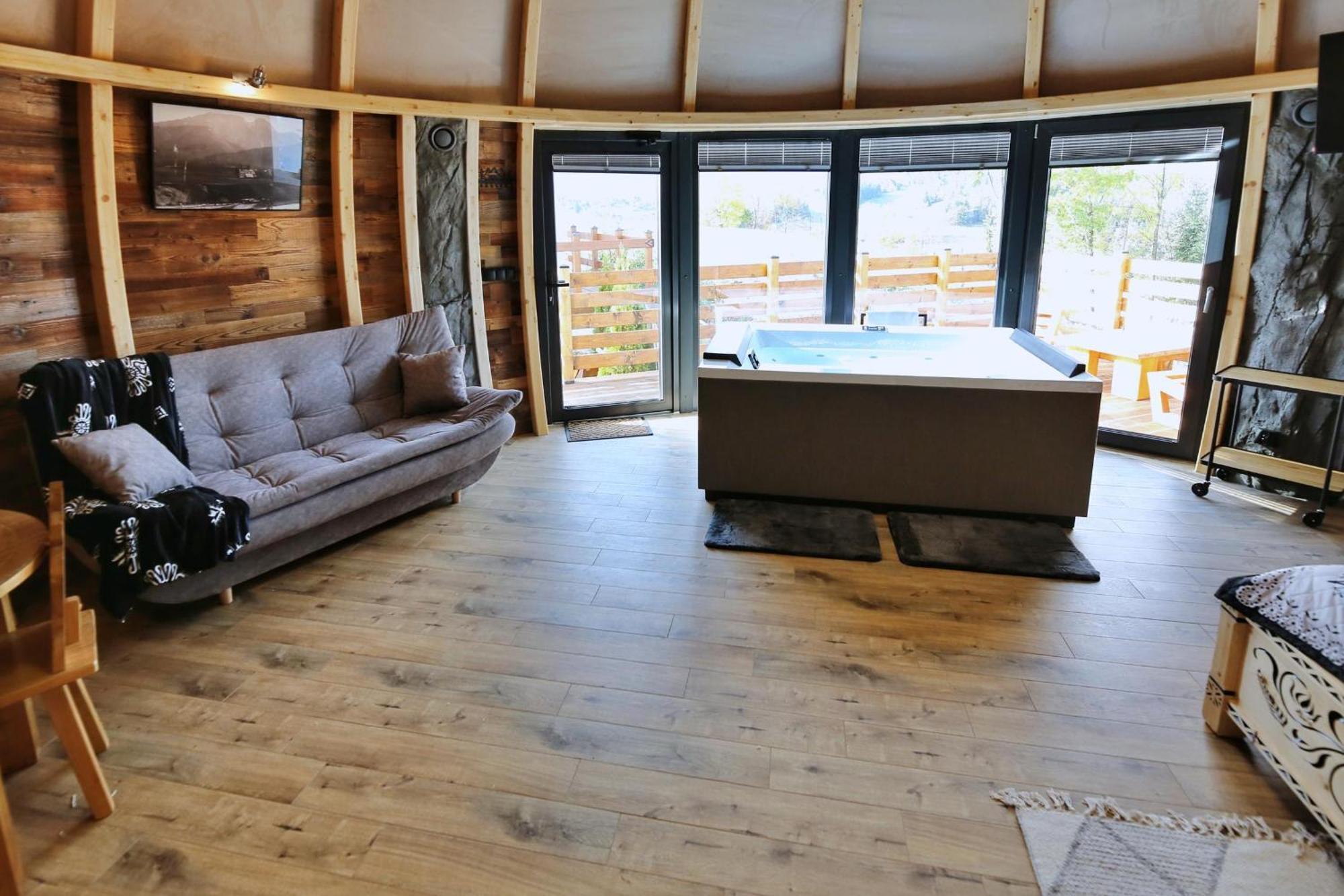 Tatry Mountain Glamp Z Jacuzzi Hotel Zakopane Ngoại thất bức ảnh